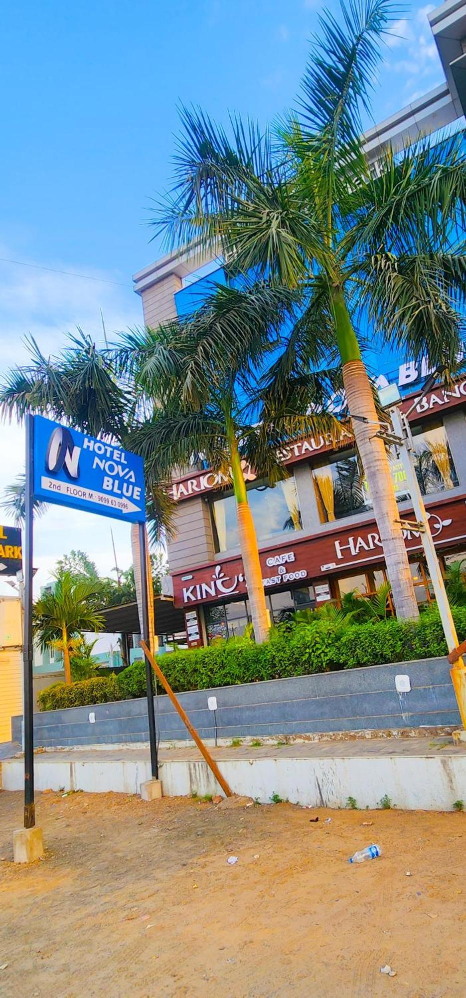 Hotel Nova Blue Ahmedabad Exterior foto