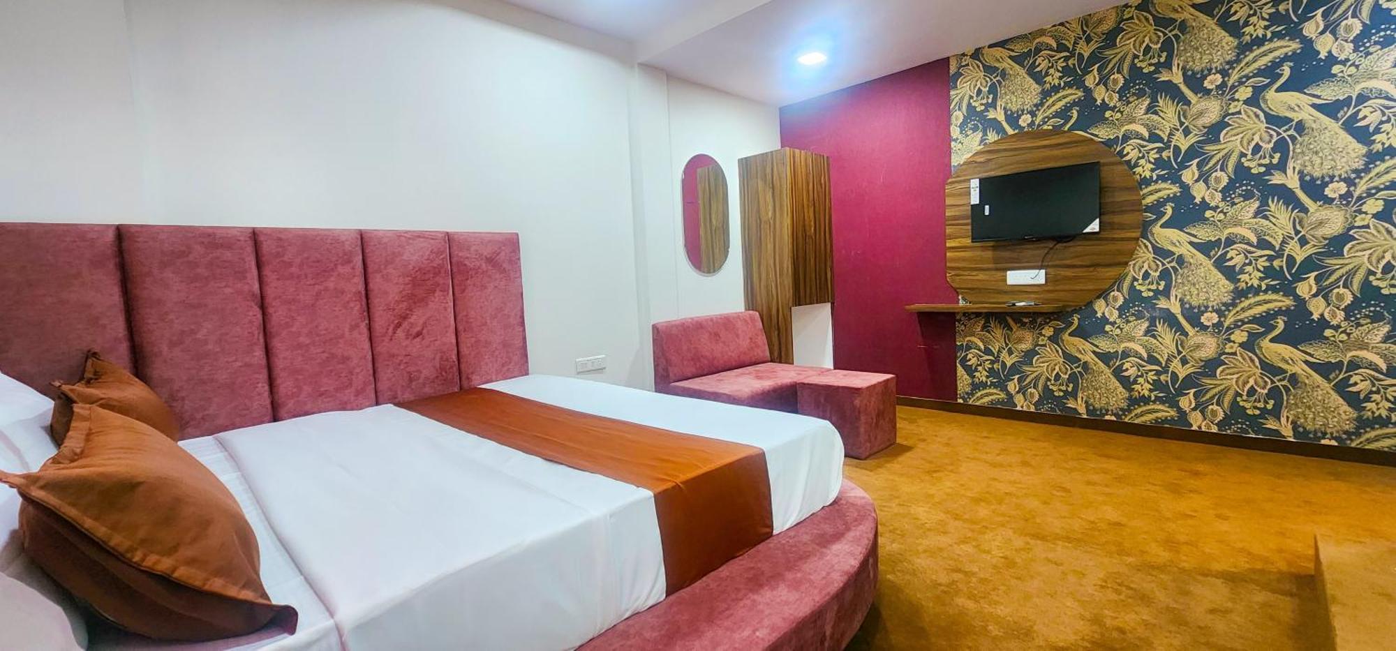 Hotel Nova Blue Ahmedabad Exterior foto